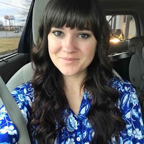 Meet your Posher, Ashley - Picture 1 of 1